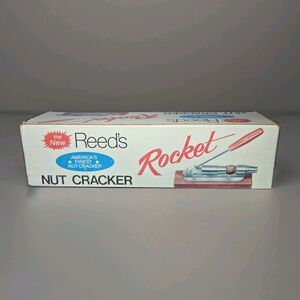 VINTAGE REED’S ROCKET NUT REED MAXHINE CRACKER (LITTLE ROCK, AR)